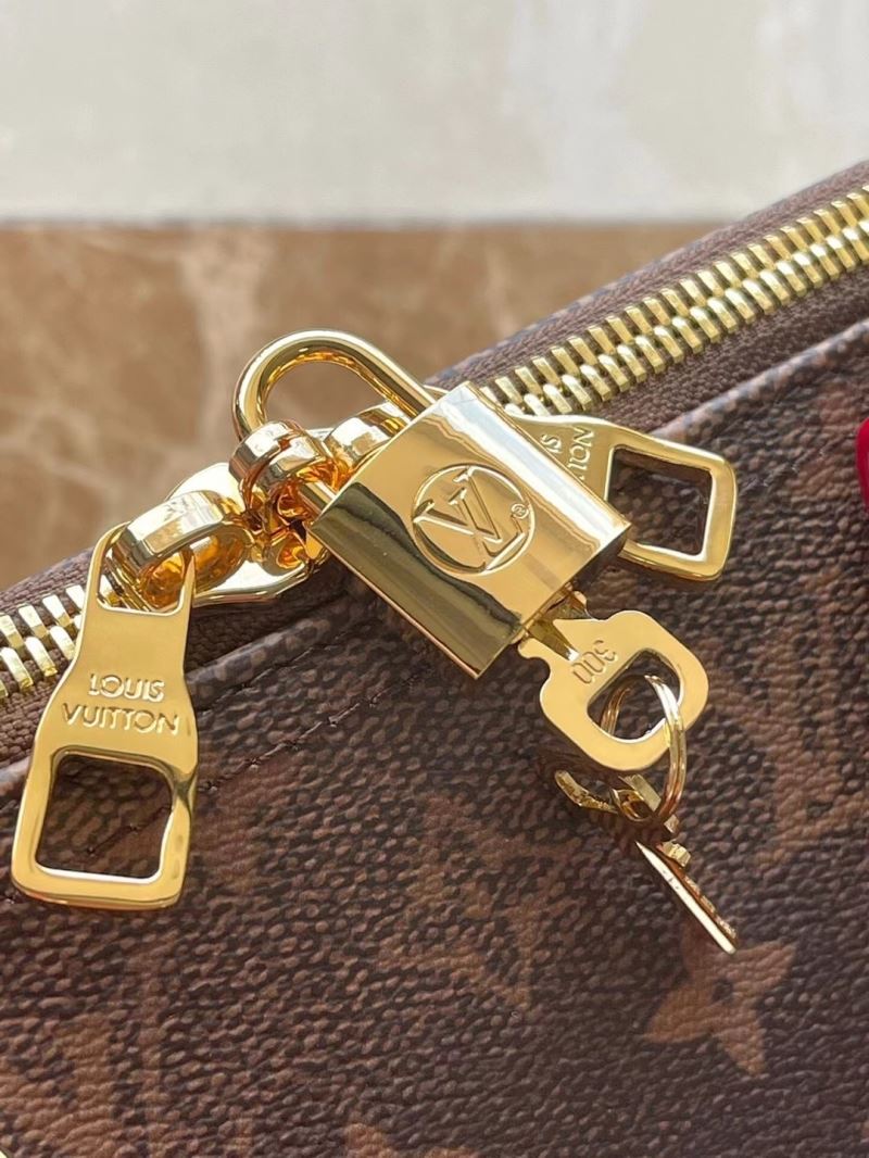 Louis Vuitton Travel Bags